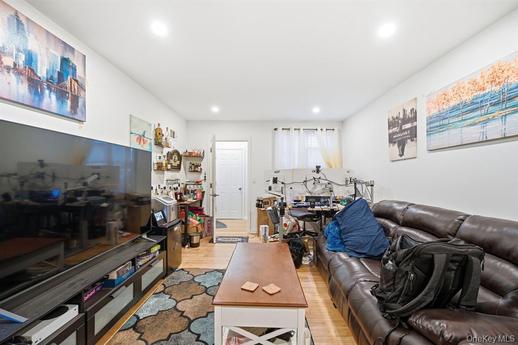 1100 Neill Avenue, New York NY 10461 图26