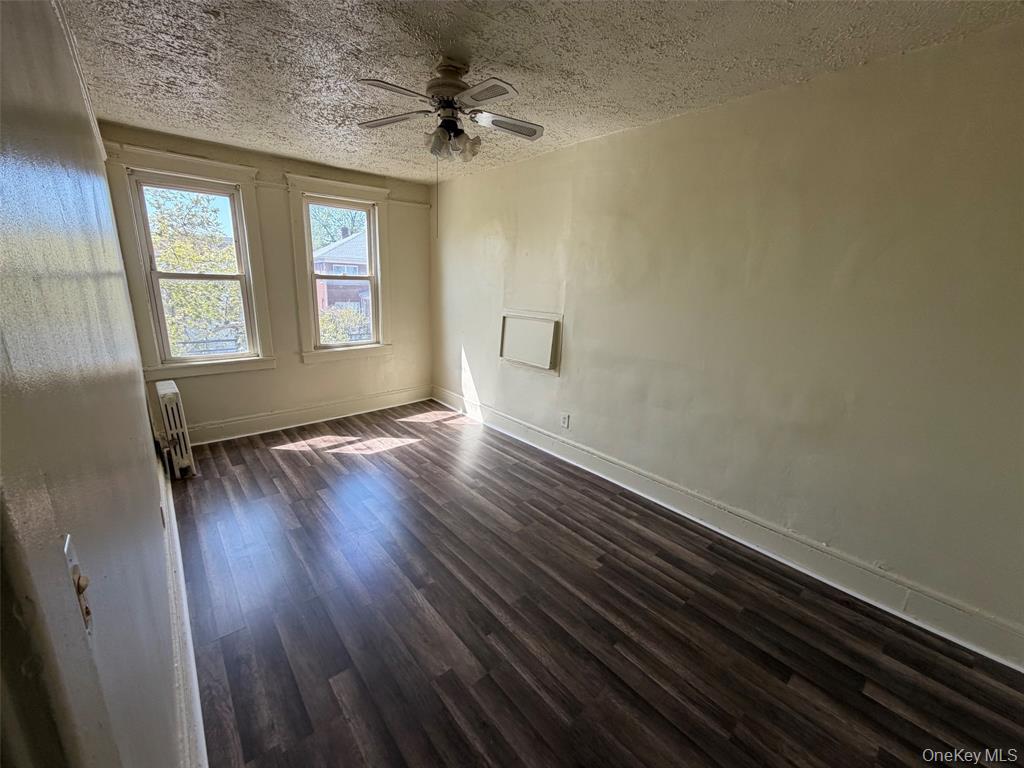 2941 Middletown Road, New York NY 10461 图17