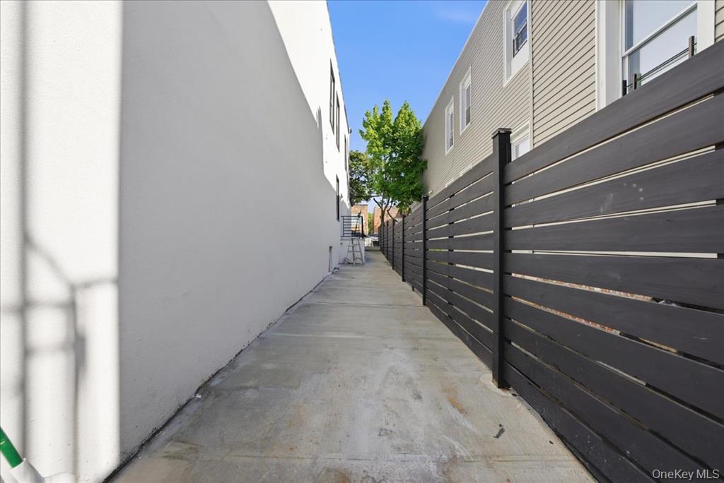2407 Butler Place, New York NY 10461 图6