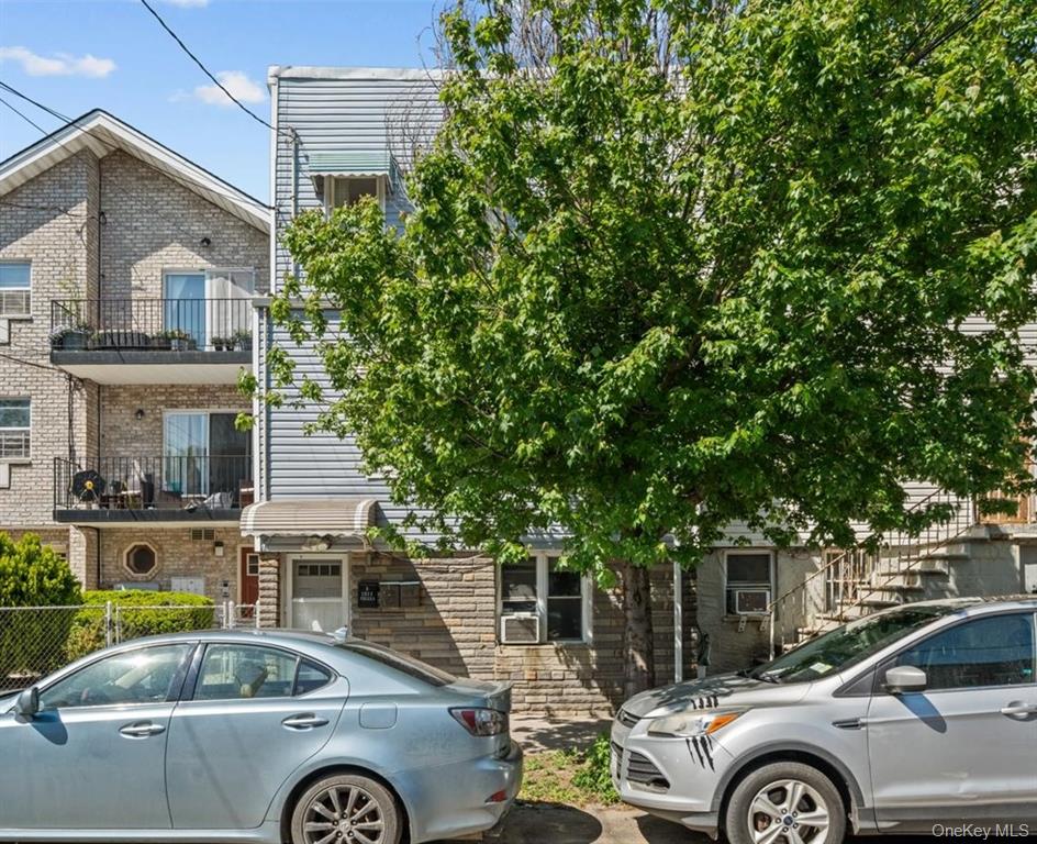 1311 Balcom Avenue, New York NY 10461