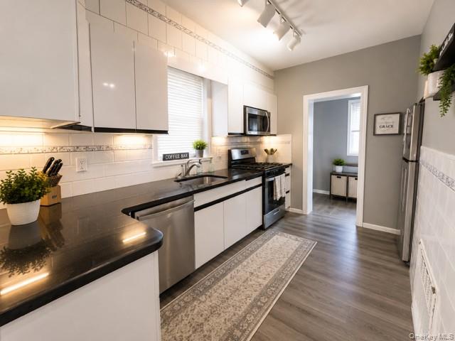 1752 Mahan Avenue, New York NY 10461 图5