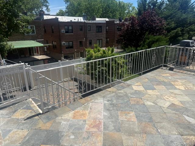 1922 Hering Avenue, New York NY 10461 图19