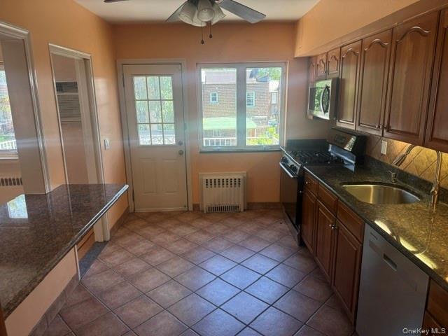 1922 Hering Avenue, New York NY 10461 图9