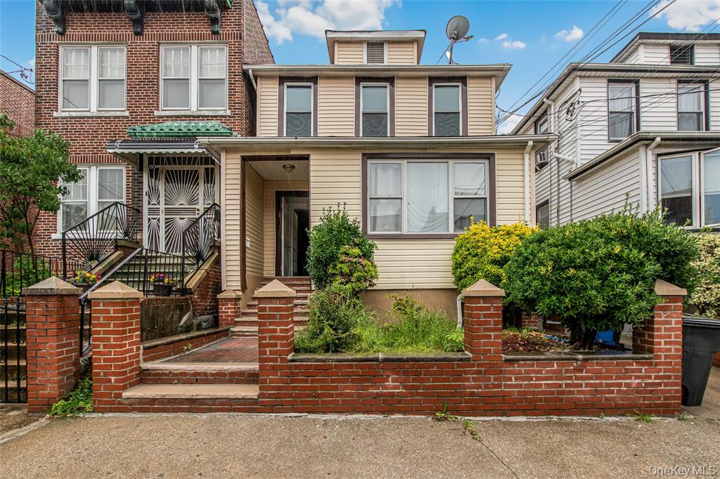 2812 Harrington Avenue, New York NY 10461