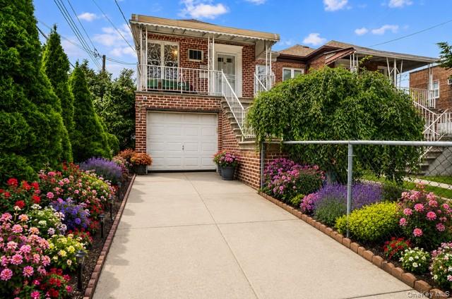 1103 Rhinelander Avenue, New York NY 10461