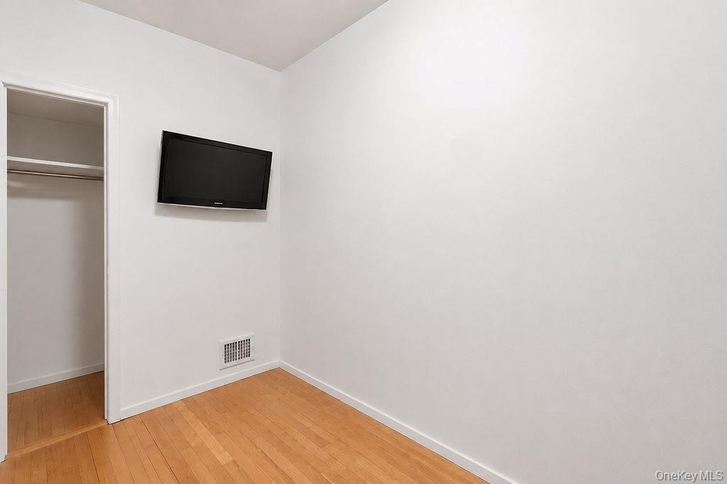 2876 Harrington Avenue, New York NY 10461 图16