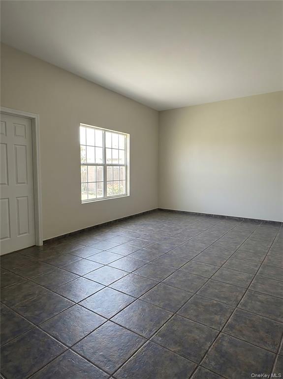 2041 Colonial Avenue, New York NY 10461 图17