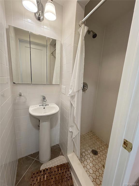 2041 Colonial Avenue, New York NY 10461 图5